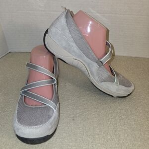 Dansko Hilda Gray Suede Casual Shoes size 40/9.5-10 us
